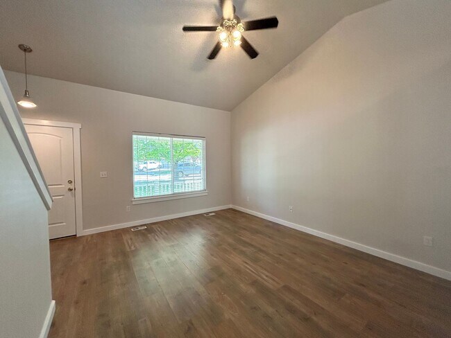 Foto del edificio - Beautiful4 Bedroom Home in Kuna