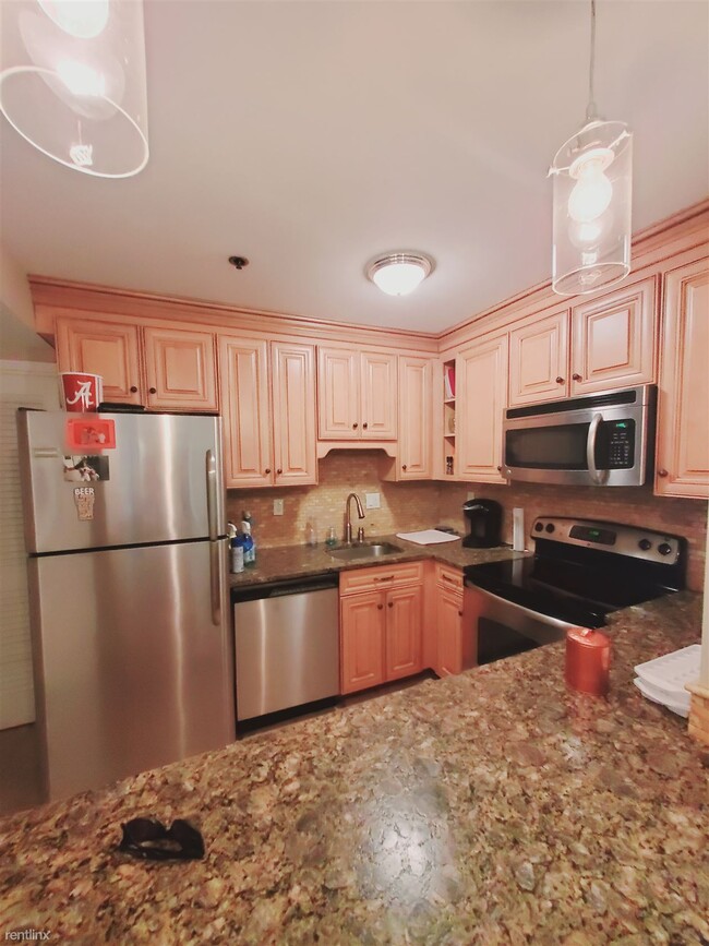 Foto del edificio - 1 br, 1.5 bath Condo - 1633 Washington Blv...