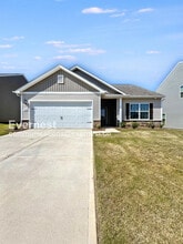 Building Photo - 106 Lightning Dr