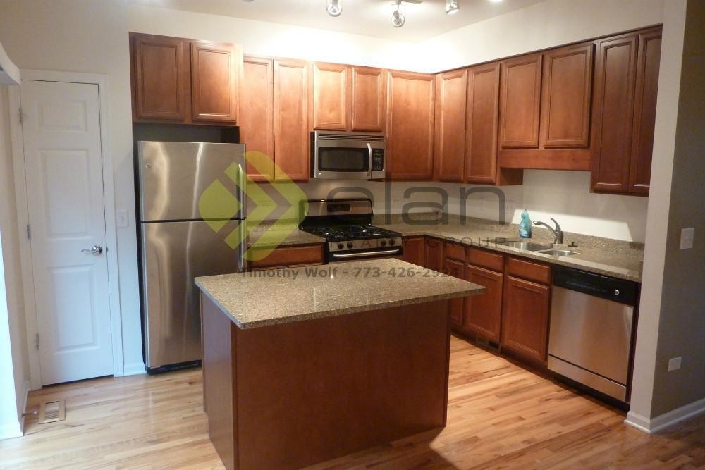 Primary Photo - 353 E Eastgate Pl