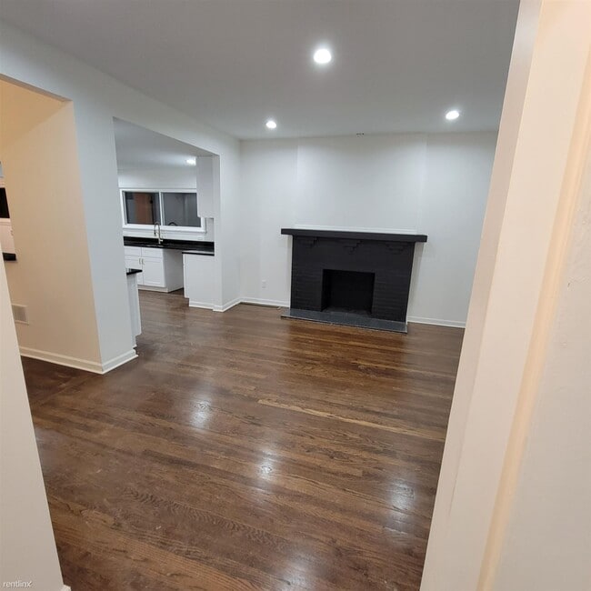 Foto del edificio - 4 br, 3 bath House - 2004 Taylor Street