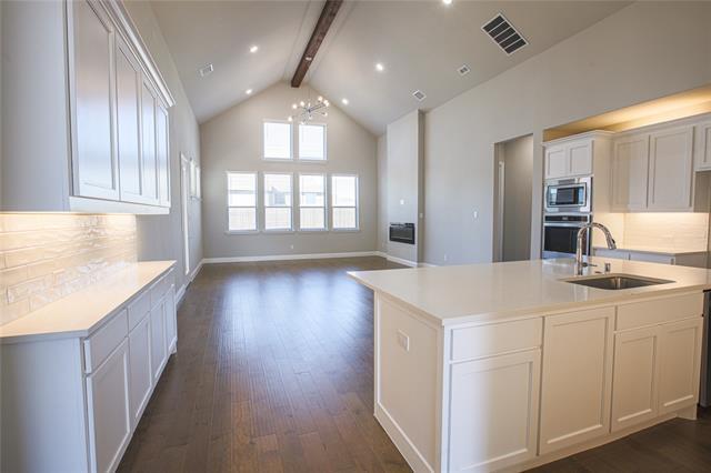 Building Photo - 9592 Summit Hills Dr