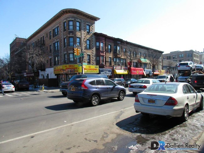 Building Photo - 826 Flatbush Ave