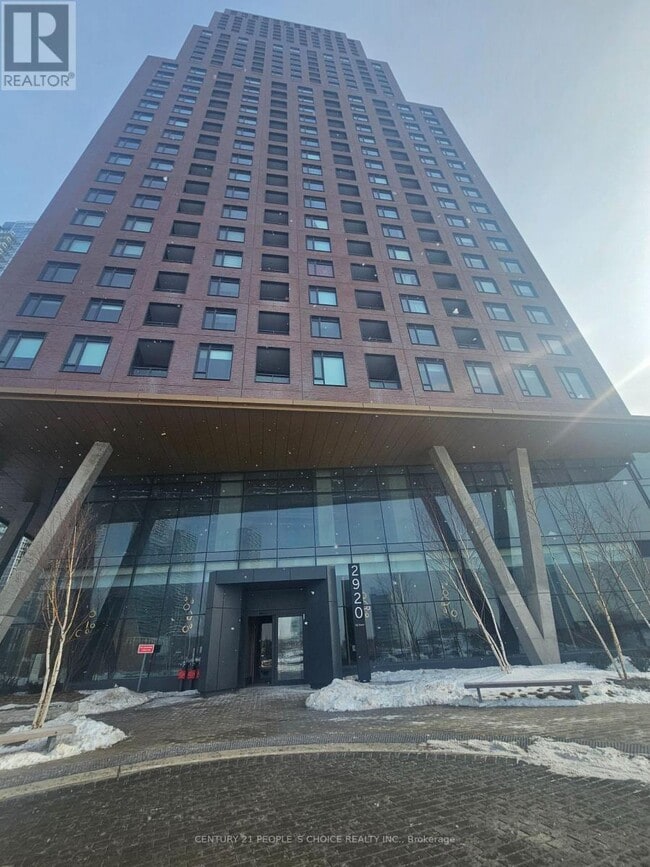 Photo du bâtiment - 2920 Hwy 7