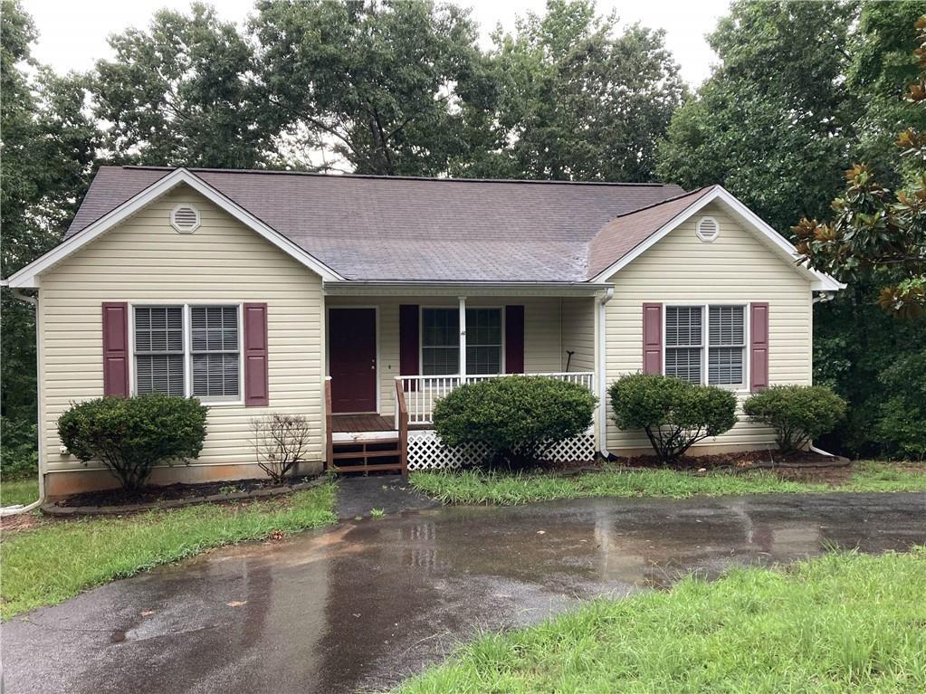 Primary Photo - 200 High Ridge Ln