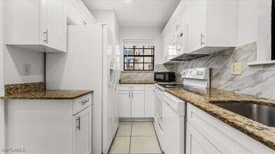 Building Photo - 5288 Treetops Dr
