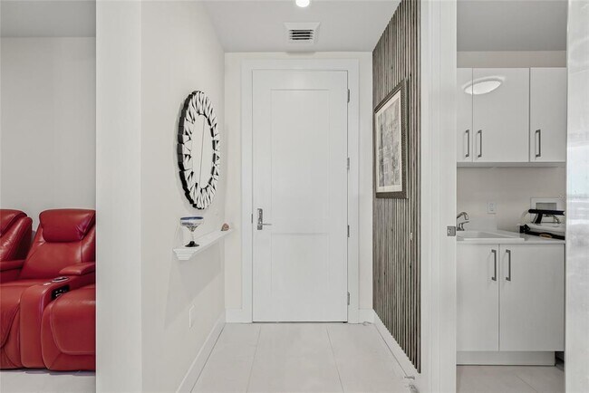Foto del edificio - 301 1st St S