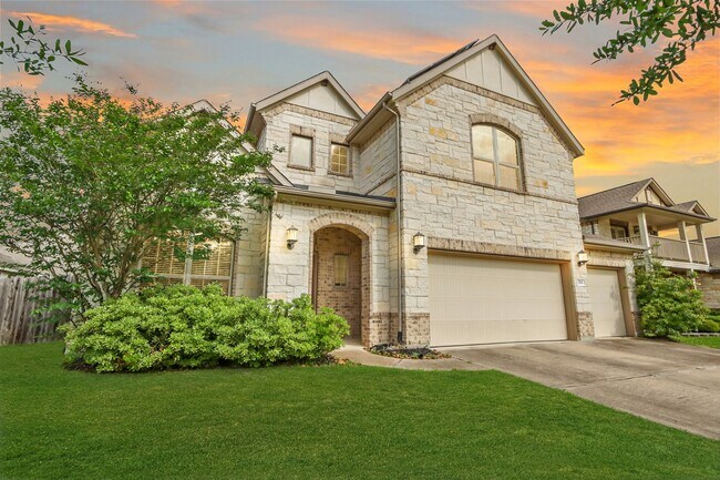 Building Photo - 702 S Galley Dr