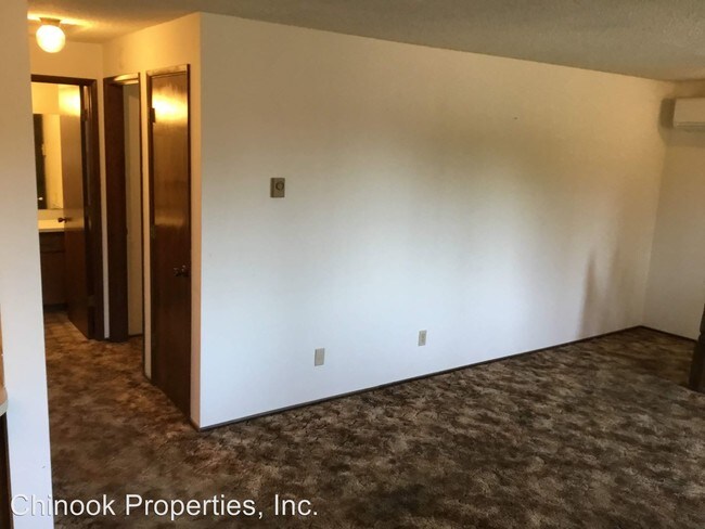 Building Photo - 1278 Sequoia Ave