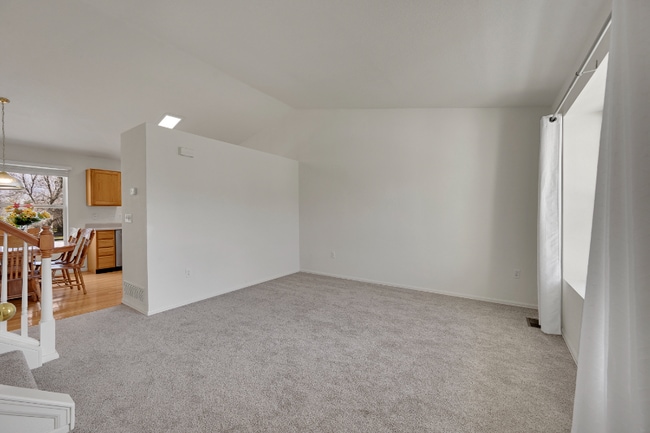 Building Photo - 16275 Peregrine Dr