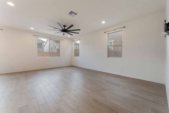 Building Photo - Timeless Elegance, Modern Comforts!