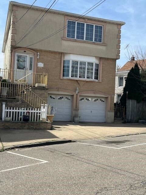 Primary Photo - 22 E 48th St