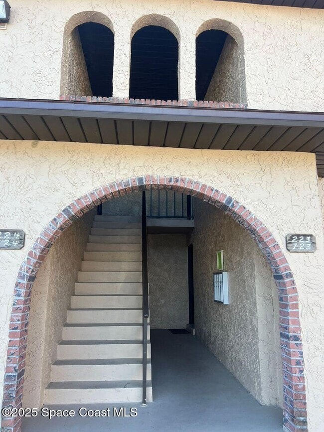Building Photo - 223 San Paulo Cir