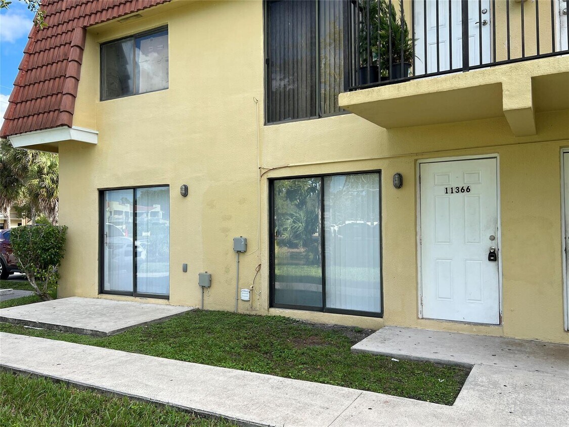 11366 Royal Palm Blvd Unit 11366, Coral Springs, FL 33065 Condo for