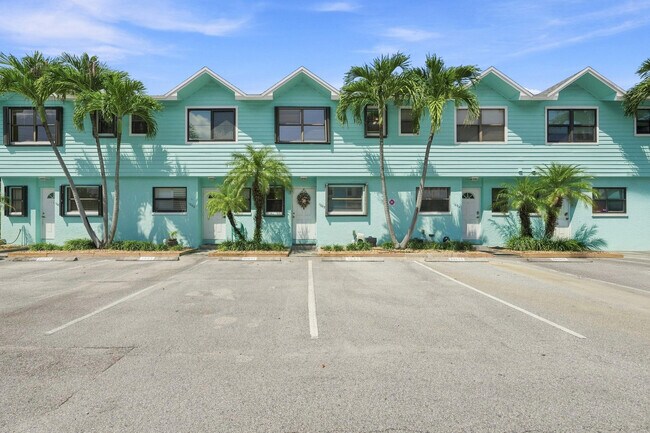 Building Photo - 13521 S Indian River Dr