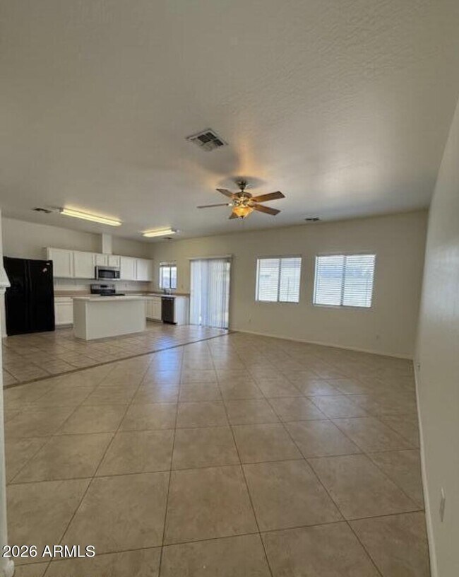 Foto del edificio - 7034 W Mercer Ln