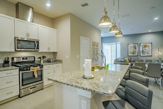 Building Photo - 2664 Sunrise Shores Dr