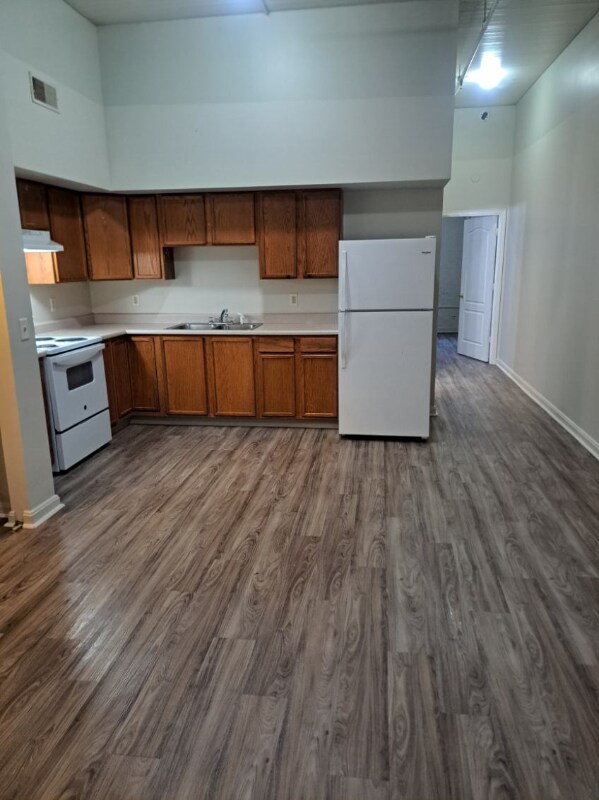Foto principal - 316 W Walnut St