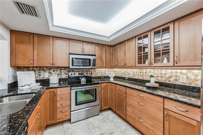 Building Photo - 5633 Turtle Bay Dr