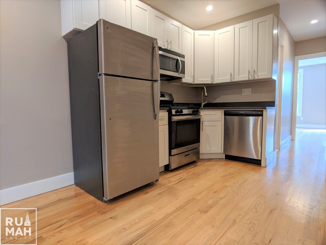 6023 54th St Unit 2R, Maspeth, NY 11378 Apartments in Maspeth, NY