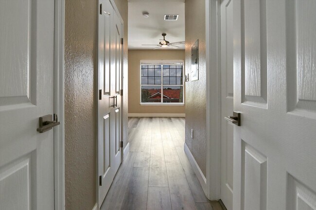 Foto del edificio - 5000 Culbreath Key Way