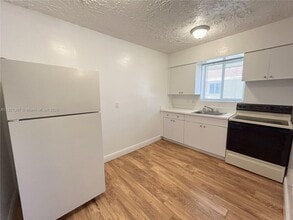 Building Photo - 641 NE 86th St