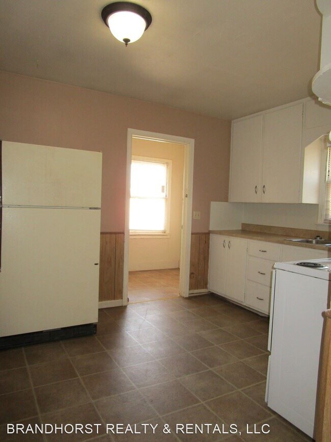 Building Photo - 1 br, 1 bath House - 1008 N. BRADLEY