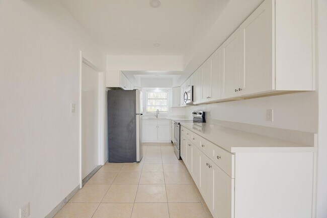 Foto del edificio - 1017 NW 30th Ct