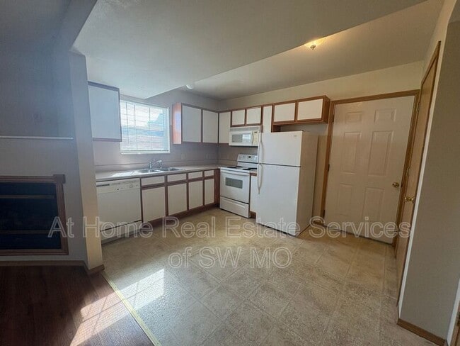 Building Photo - 1502 Frosty Dr