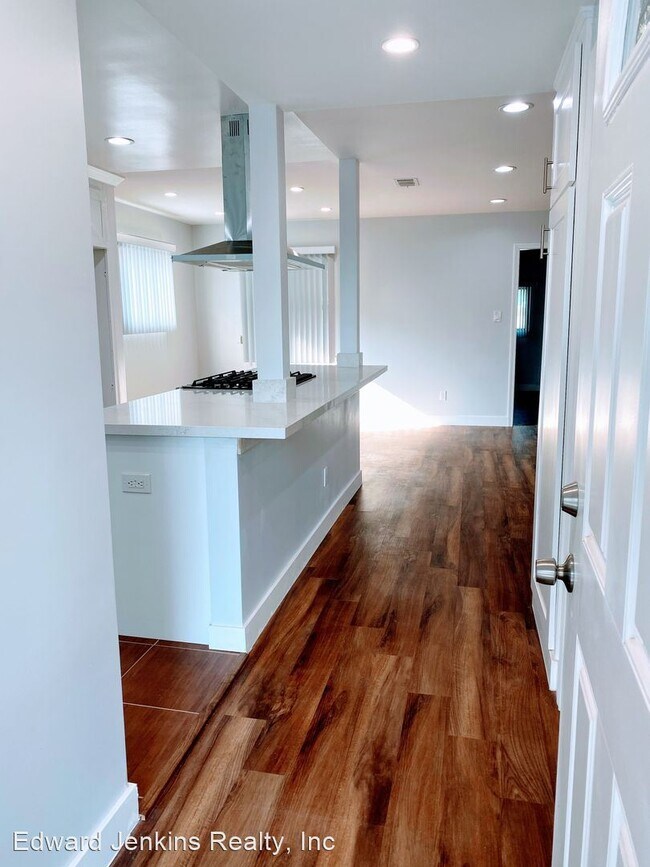 Foto del edificio - 3 br, 1 bath House - 3925 w. 149th Street