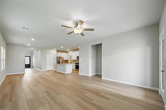 Foto del edificio - 515 Ezra Ln