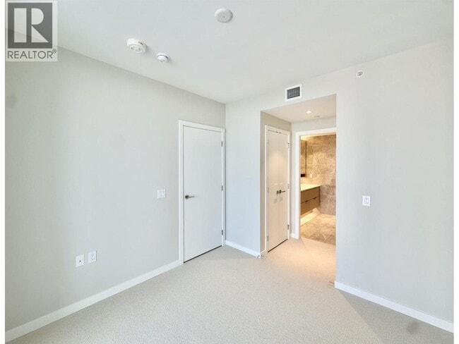 Building Photo - 485 42TH Ave