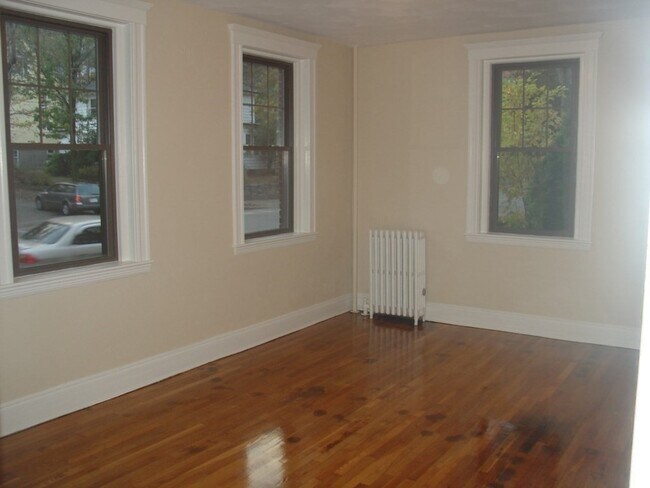 Building Photo - 431 Washington St