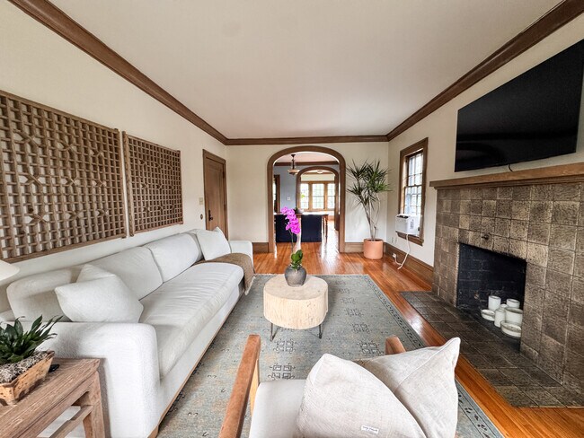 Foto del edificio - 3237 Emerson Ave S
