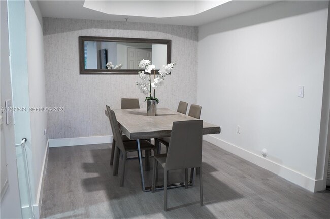 Building Photo - 6670 NW 114th Ave