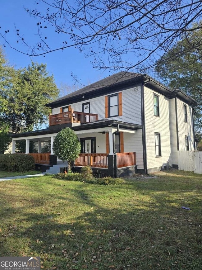 Building Photo - 402 Meriwether St