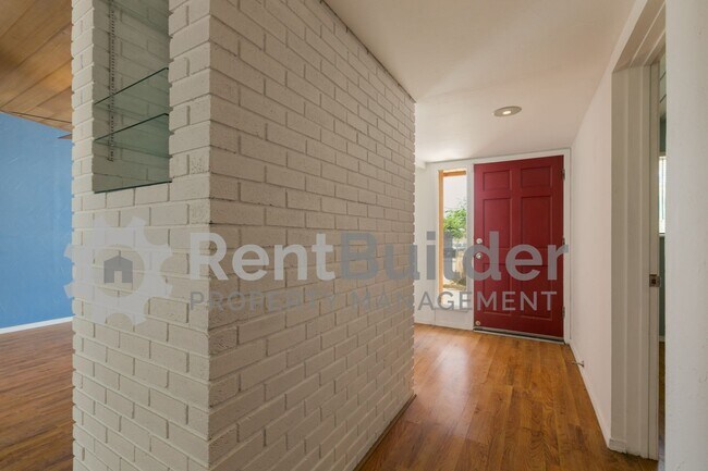 Building Photo - CALL US TODAY AT (505) 892-4400 TO SCHEDUL...