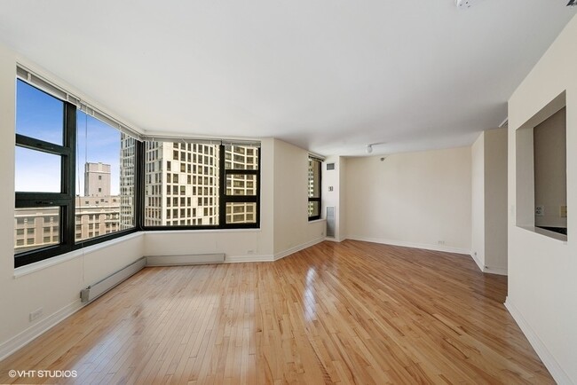 Building Photo - 401 E Ontario St