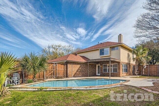 Foto del edificio - 1417 Baker Dr