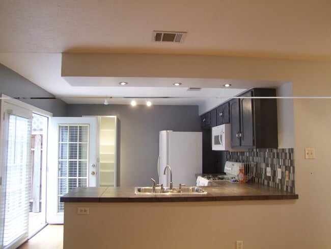 Building Photo - 8330 Fathom Cir