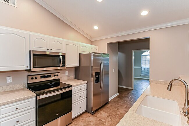 Building Photo - 4397 Apple Tree Pl