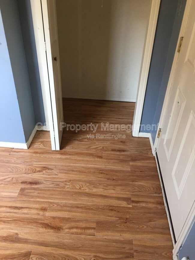 Building Photo - 244 Carmel Ave