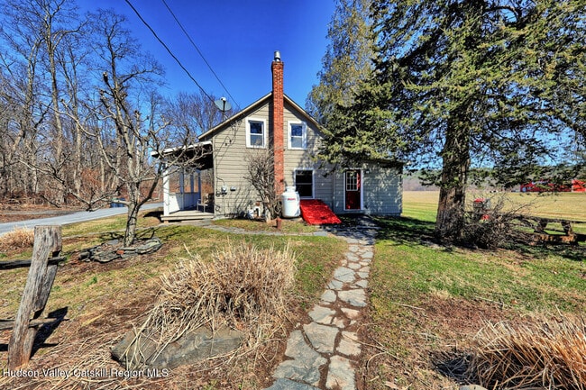 Building Photo - 101 Garcia Ln