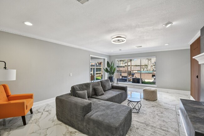 Foto del edificio - 15642 Pagehurst Dr