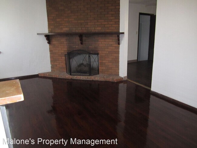 Building Photo - 4 br, 2 bath House - 3300 S. Post