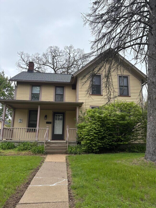 Foto del edificio - 201 Oak St