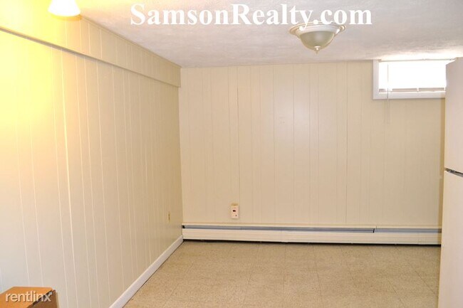 Building Photo - Studio, 1 bath Condo - 184 newport av 5 Un...