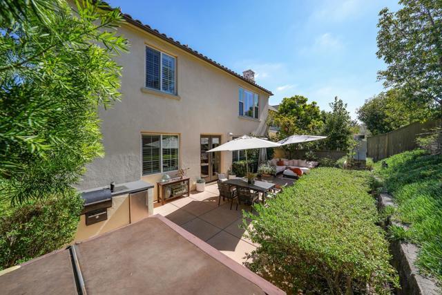 Foto del edificio - 15586 New Park Terrace