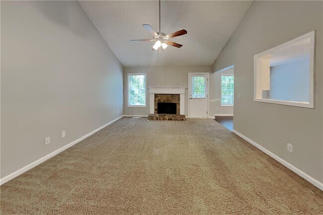 Building Photo - 3945 Piper Glen Dr NE