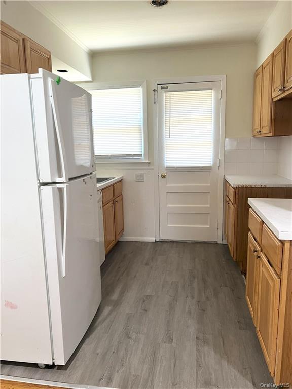 Foto del edificio - 214 Fenimore Rd